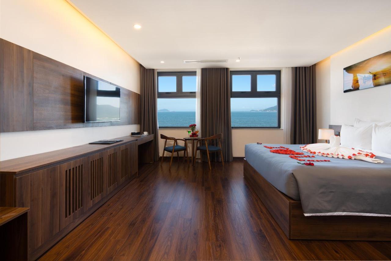 Avenis Hotel Đà Nẵng Exterior foto